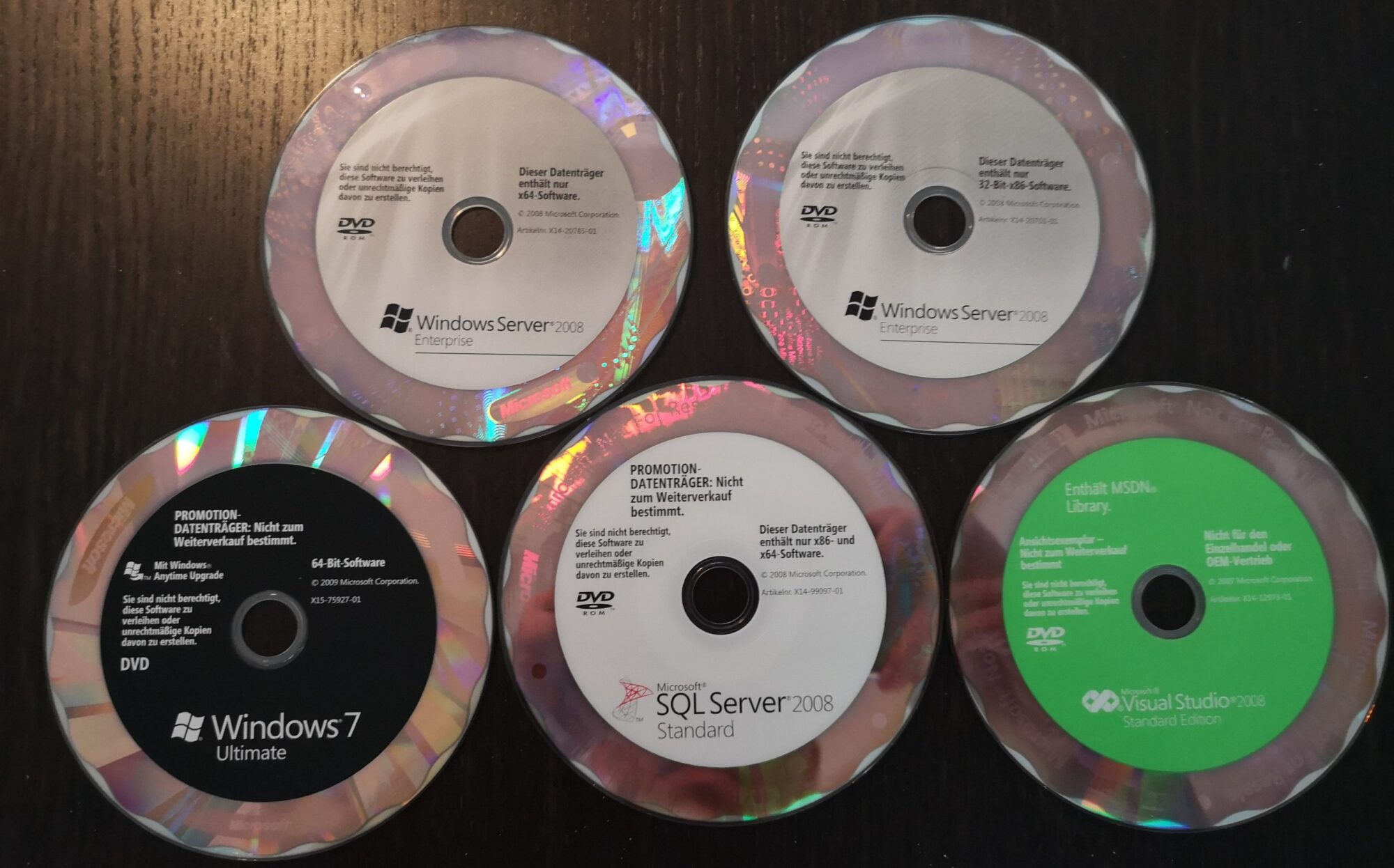 Windows Server 2008 DVDs